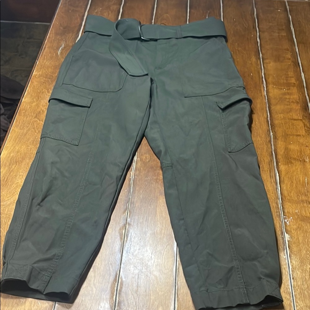 Banana Republic Olive Green Cropped Refined Cargo Pants